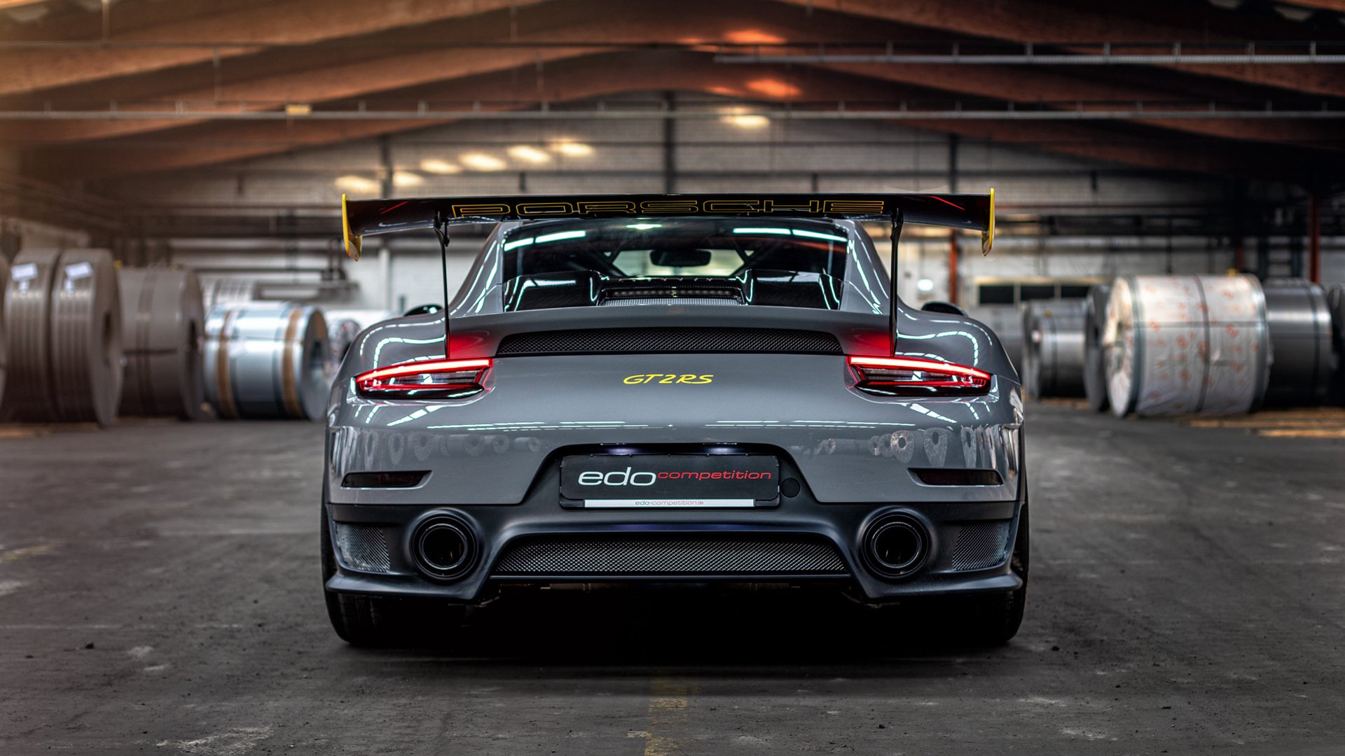 雷恩小组配合流畅破坏对方防守体系，雷恩阵型