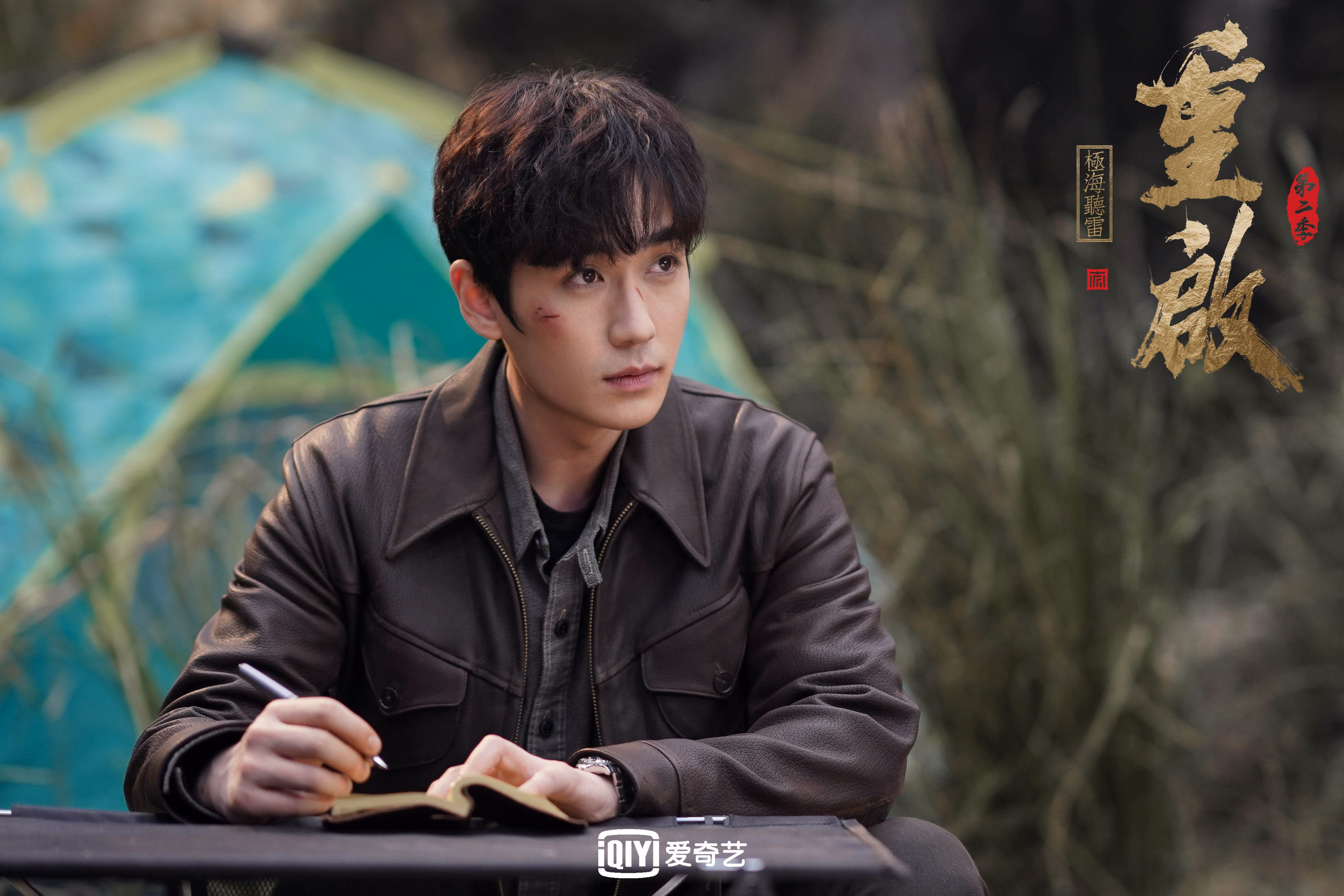 开云体育app下载-女子橄榄球挑战男性主导地位，英格兰女队闪亮登场，女子橄榄球首秀