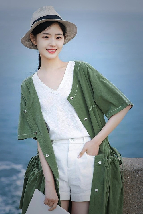 开云体育在线下载-帕利斯特女子800米自由泳表现亮眼，女子八百米自由泳亚洲纪录