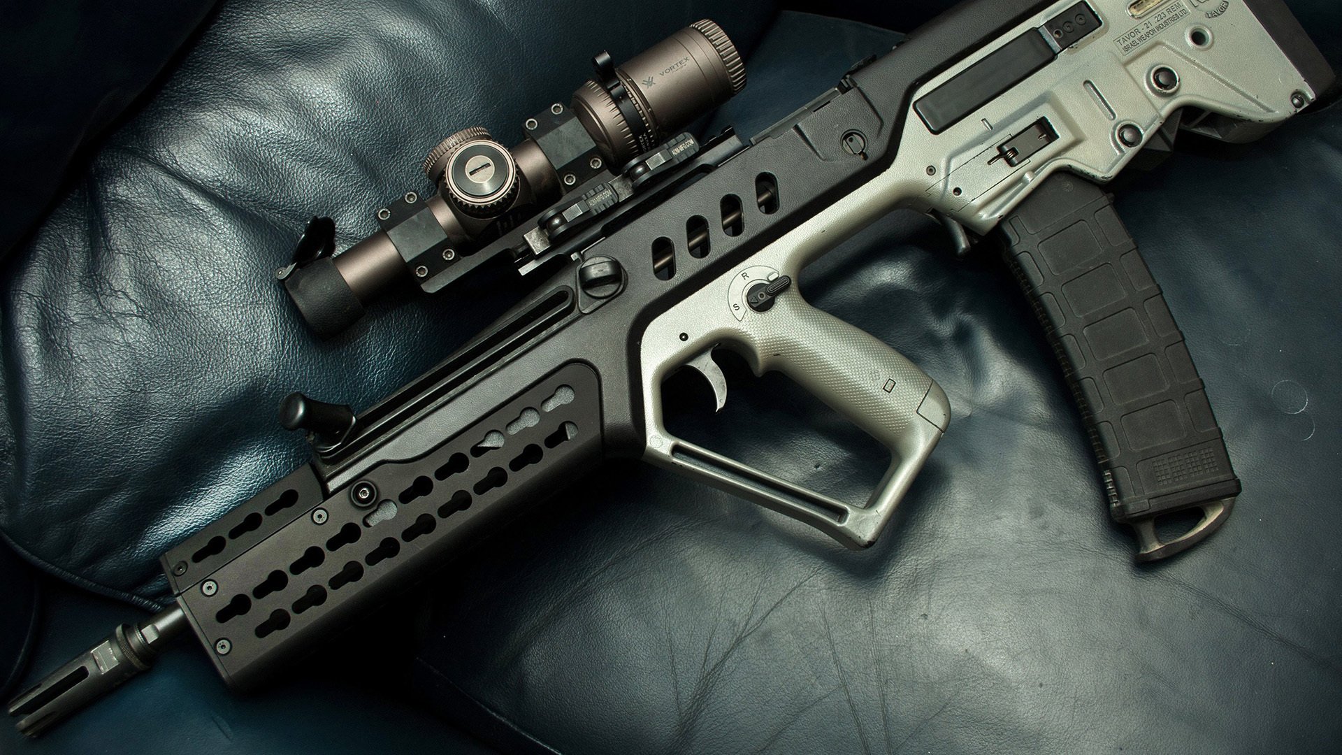 开云体育娱乐-马刺新援接受战术培训并迅速融入体系，马刺队战术手册